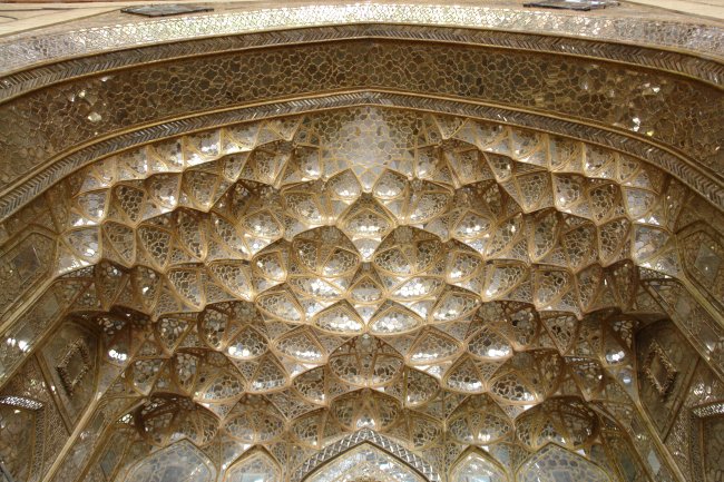 Chehel Sotoon Palace (17t. century) / Mirror works / Esfahan / Iran 