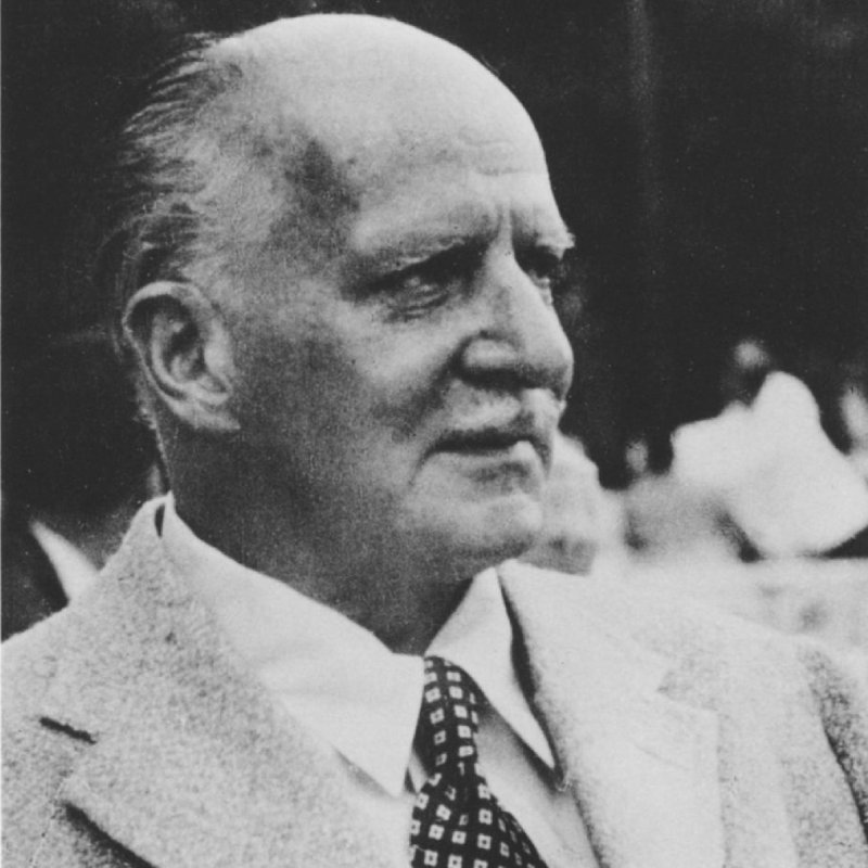 Vanderstappen, Harrie. Nelson, Diane M. “Ludwig Bachhofer (1894-1976)”, in Archives of Asian Art, Vol.31 (1977/1987), p.110