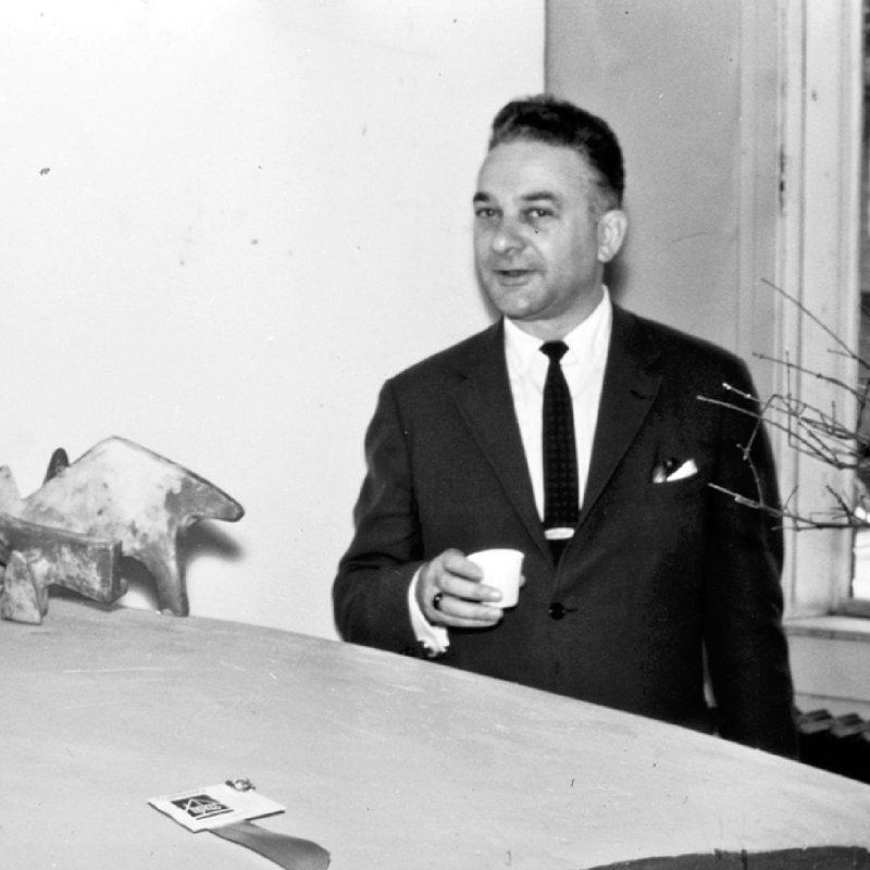 Joshua Taylor at Sculpture in the Parks; University of Chicago Photographic Archive, [apf3-01168], Special Collections Research Center, University of Chicago Library